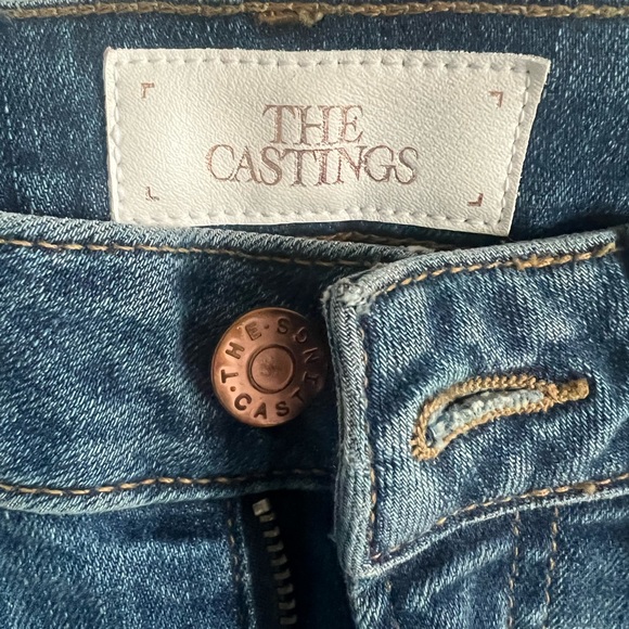 The original The Casting exclusive Aritzia Denim Brand. - Picture 4 of 4